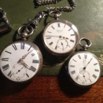 銀製の懐中時計（英国製のJ.W.BENSON/J.W.ベンソン）を磨きました。