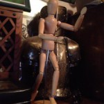 インテリア小物・雑貨：リサイクルショップで見つけた木製のデッサン人形